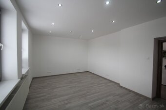 Kancelárske priestory-Odborárska ulica- Nové Mesto nad Váhom - 4
