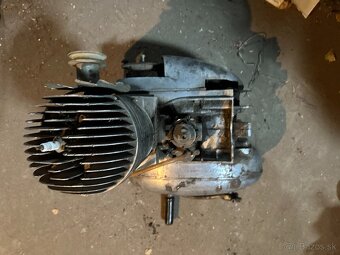 motor cz 175 typ 450 - 4