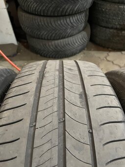 215/60 r16 - 4