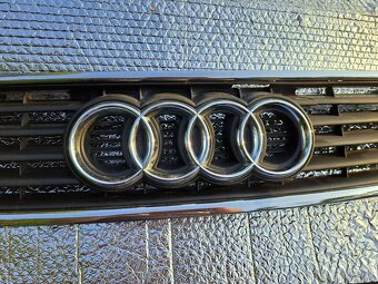 Predna maska 1995 Audi A6 C4 - 4