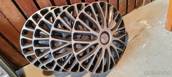 Kolesá - Škoda rapid + zimné pneumatiky 185/60R15 - 4