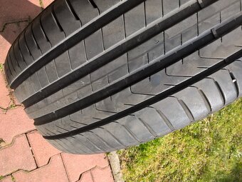4 ks LETNÉ 255/45 R19 100V PIRELLI 2023 cca 6-7mm 200-€/sada - 4