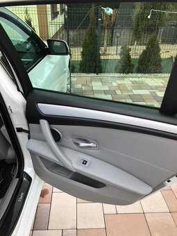 BMW e61 550i LCI - 4