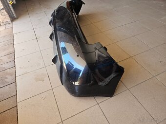 Predám ORIGINÁL zadný nárazník Škoda Fabia 2 RS FL Hatchback - 4