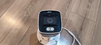 Hikvision 4Mpx IP kamera DS-2CD2047G2-L + podložka - 4