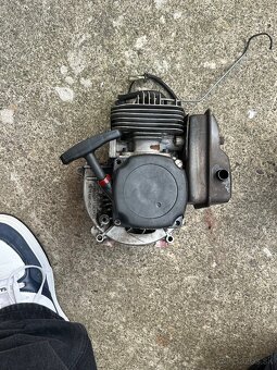 Motor na krovinorez - 4