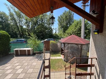 Zahrada s chatkou - 4