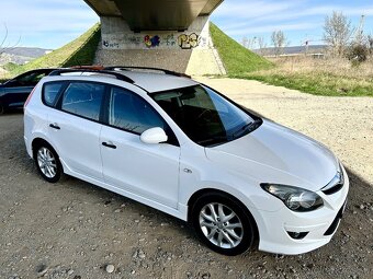 Hyundai I30 CW 1.6CRDI 66kw rok 2012 - 4