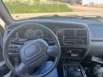 Suzuki Grand Vitara 1,6 benzín 69kW - 4
