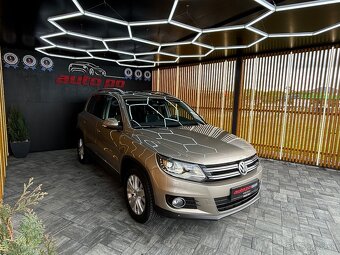 Volkswagen Tiguan 2.0 CR TDI LIFE Sport&Style - 4