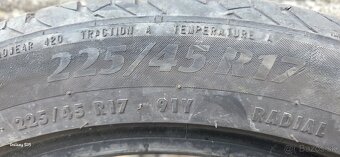 Pneumatiky 225 /45/R17 letné - 4