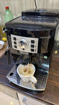 Predam plnoautomaticky kavovar DeLonghi MagnificaS vo výborn - 4