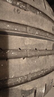 Goodyear 235/50 r18 - 4