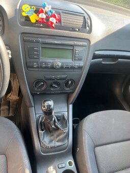 Škoda Octavia 2 1.6 mpi 2004 - 4