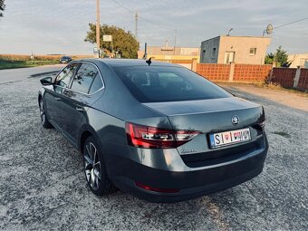 Predám Škodu Superb Style 2.0tdi 110kw DSG - 4