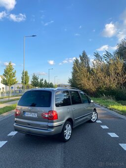 Volkswagen Sharan 1.9 TDI 96kw GOAL - 4
