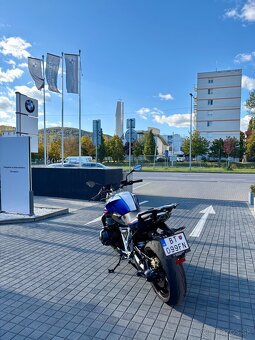 BMW R1250R - 4