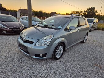 Toyota corolla verso - 4