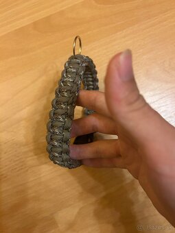 Paracordový náramok a prívesok - 4