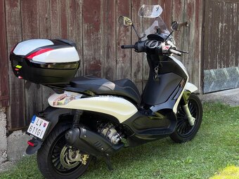 Piaggio Beverly 300ie Sport 2015 - 4