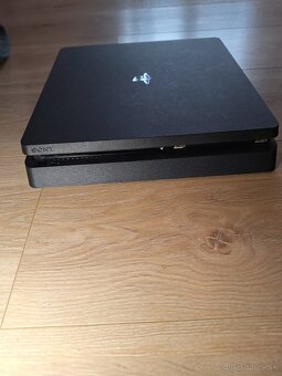Playstation 4 slim + hry - 4
