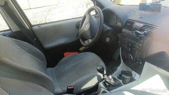 Fiat stilo benzín 1.6 74 kw r.v2007 - 4