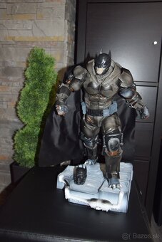 Batman Armored figurka - 4
