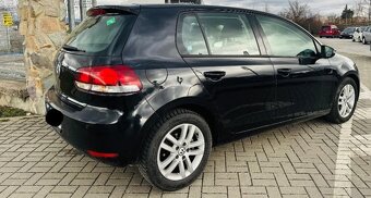 Volkswagen Golf 6 Highline Benzín +LPG - 4