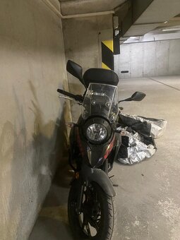 Suzuki VStrom - 4