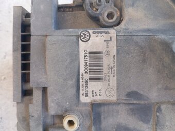 Xenony Passat B6 - 4