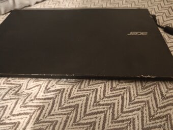 Acer V15 Nitro - 4