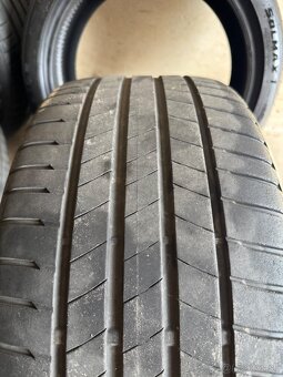 245/40r19 - 4
