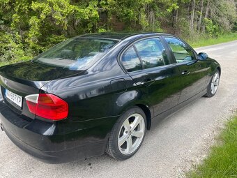 Bmw e90 318i - 4