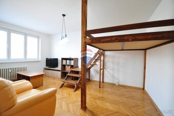 PRENÁJOM, 1-izbový byt, Poprad - Západ, Ul. Štúrova, blok Ze - 4
