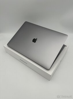 MacBook Pro 15" 2017 Space Gray s Touchbarom - 4