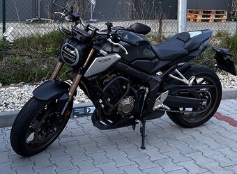 Honda CB650R 2022 - 4