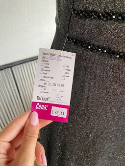 Sivo-čierne trblietavé šaty v 42 - 4