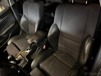 Rozpredam BMW e46 330xi automat - 4