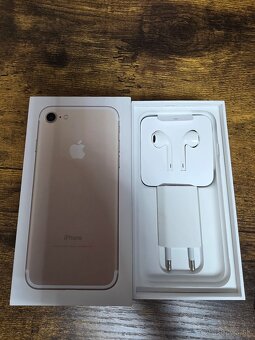 Apple iPhone 7 32 GB - 4