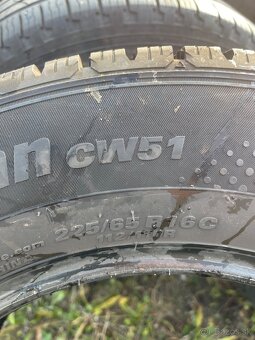 Zimne Kumho 225/65r16 C - 4