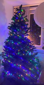 Umelý vianočný stromcek - 4