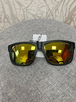 Panske slnecne okuliare tommy hilfiger zrkadlove skla - 4