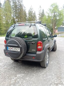 Jeep Cherokee sport kj - 4