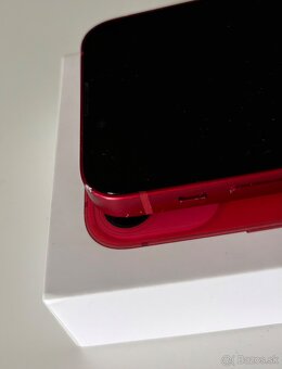 iPhone 13 mini červený - 4