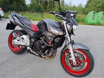 Suzuki GSR 600 YOSHIMURA LIMITED EDITION 9/2008 - 4