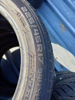 225/45r17 - 4