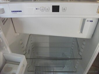 Pekná,zachovalá chladnička s mrazákom zn.LIEBHERR. - 4