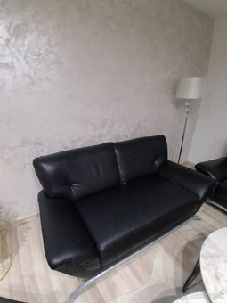 Predám sedacku 3+2+2 + taburet - 4