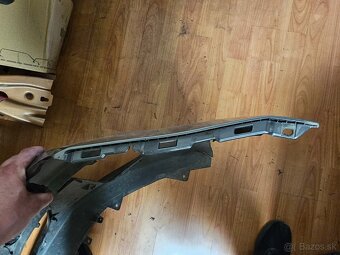 KIA Carens 2016 predný nárazník - 4