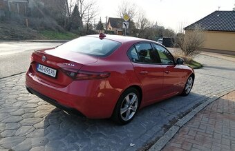 Alfa Romeo Giulia 2.2 Diesel 150ps MANUAL Q2 - 4